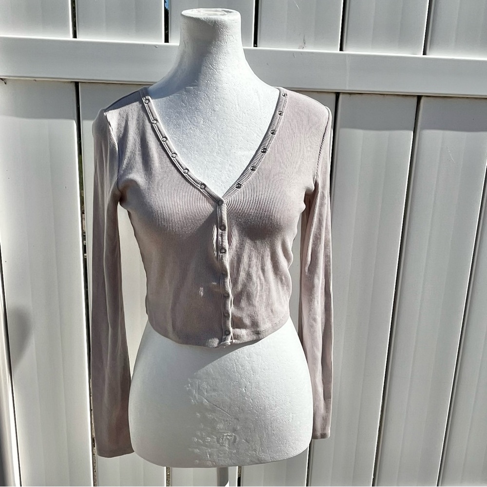Garage Women's Button-Up V-Neck Top Small CreamTop